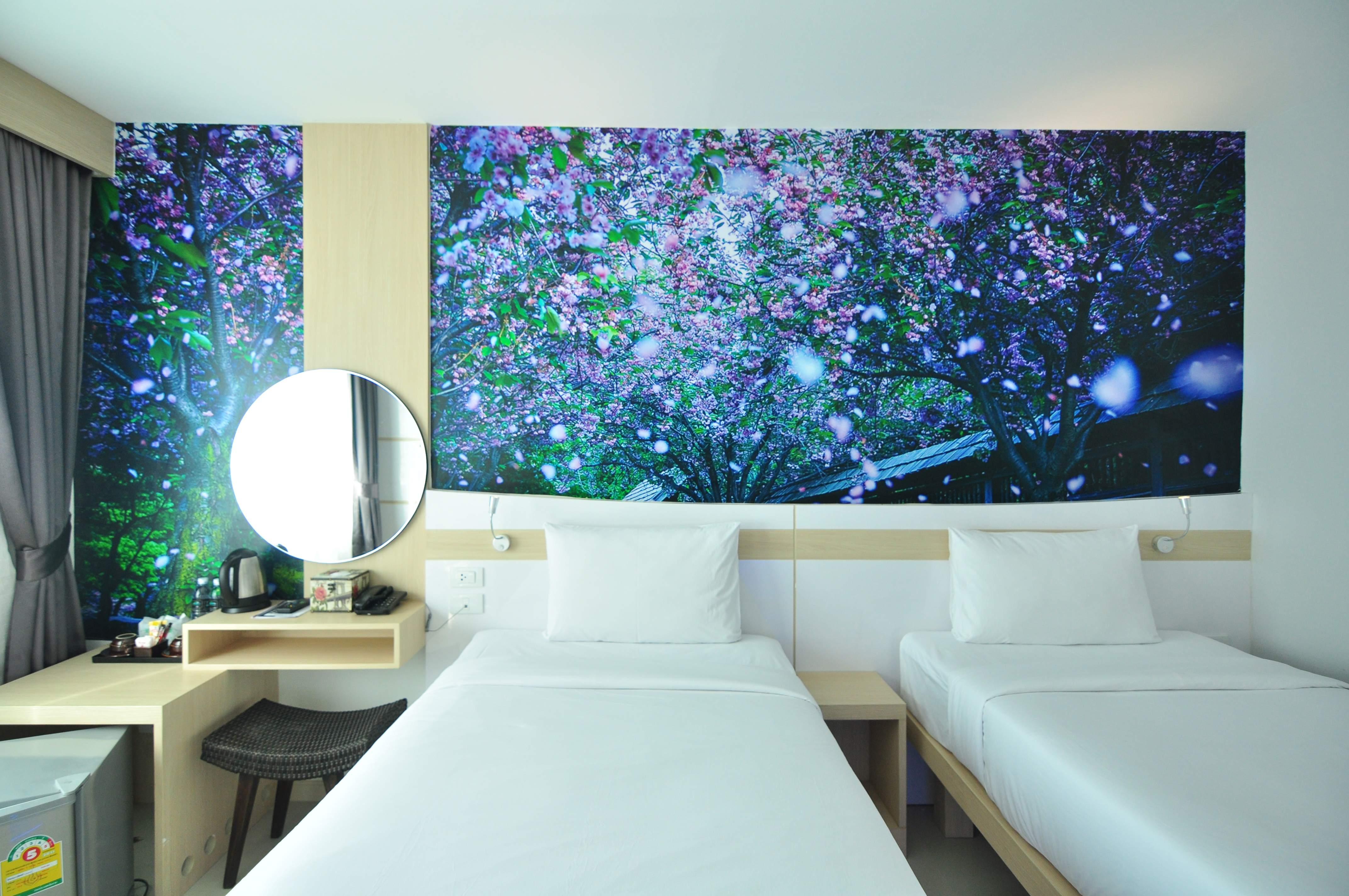 The Aim Patong Hotel Exterior photo