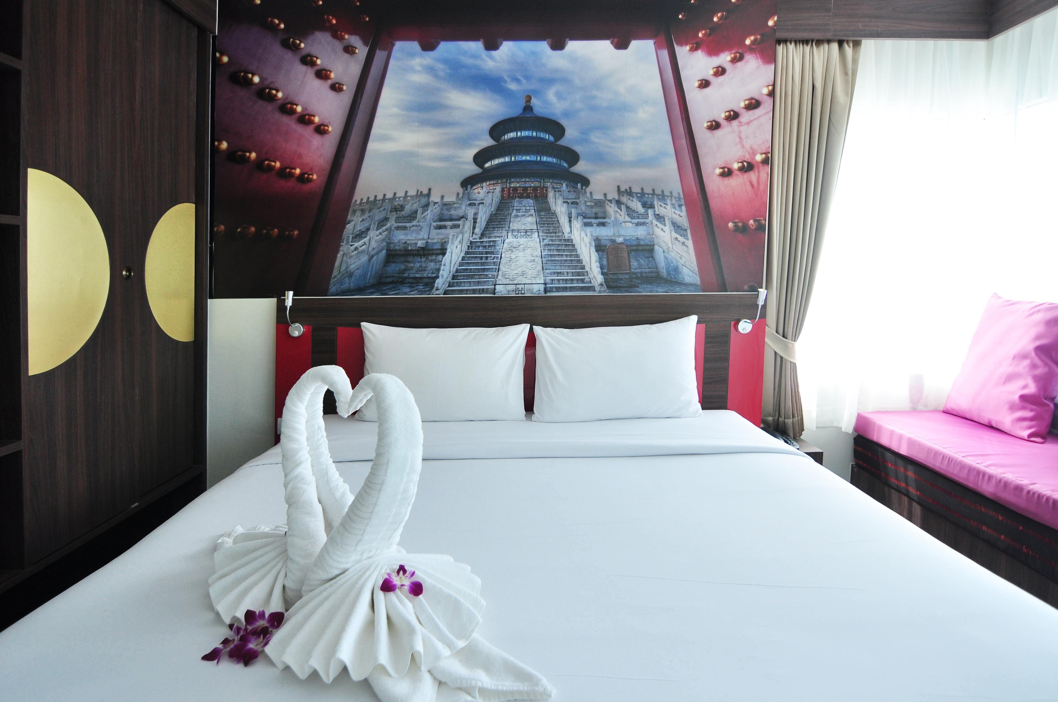 The Aim Patong Hotel Exterior photo