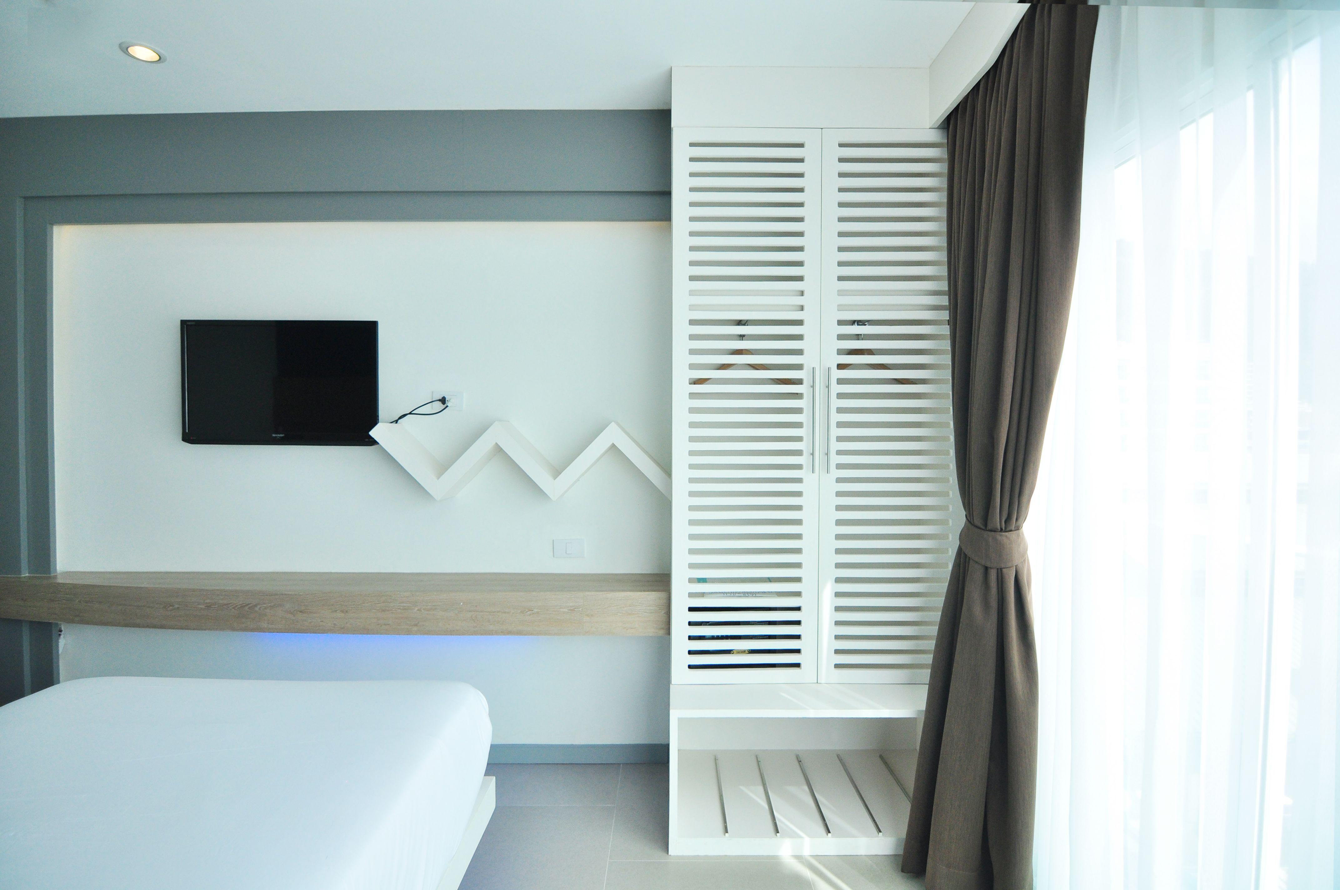 The Aim Patong Hotel Exterior photo